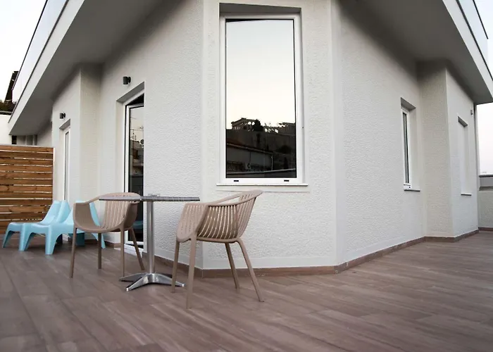 Ad Athens Luxury Rooms & Suites