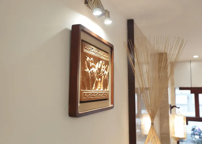 Hanoi Siva Luxury Hotel & Travel