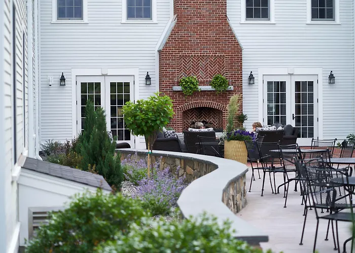The Groton Inn