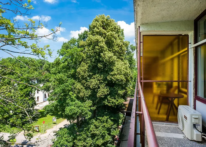 Ce Napfeny Hotel