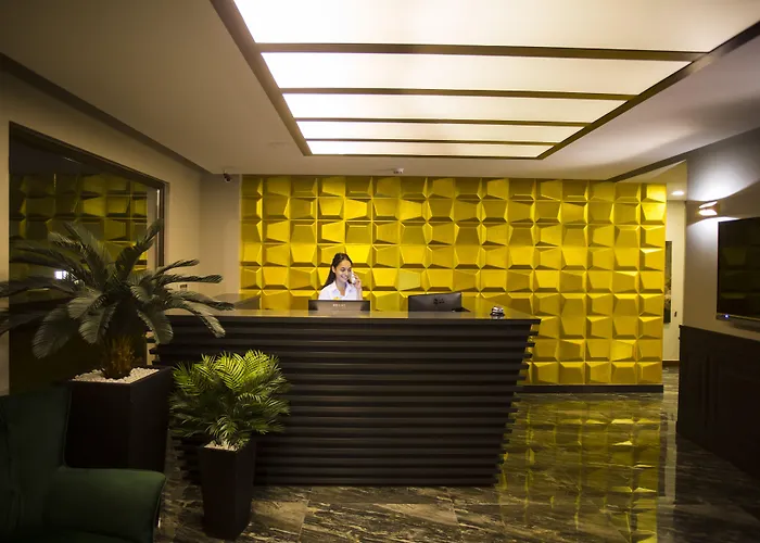 Maxuite Hotel In Home