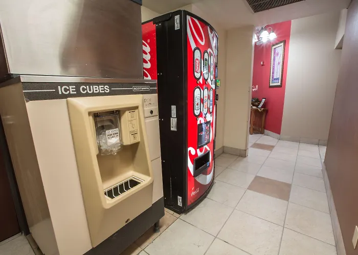 Bridgeway Inn & Suites - Portland Airport