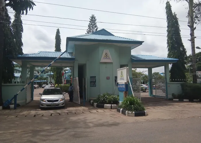 Asaa Pyramid Hotel