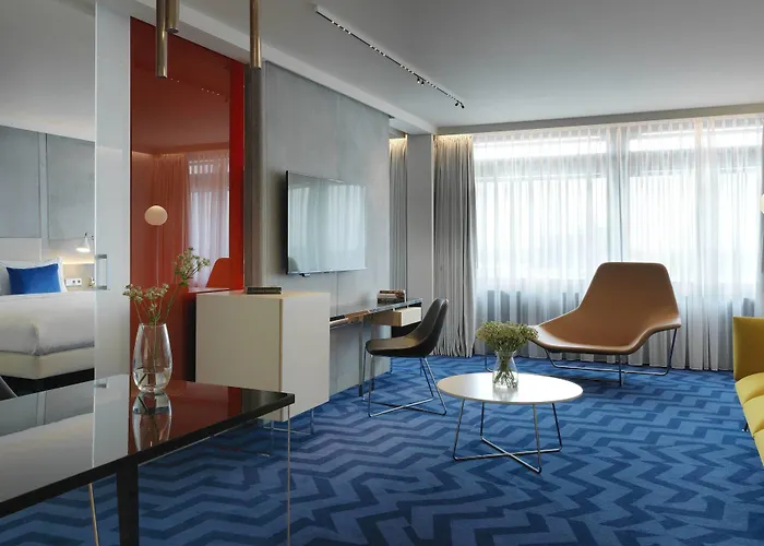 Renaissance Warsaw Airport Hotel