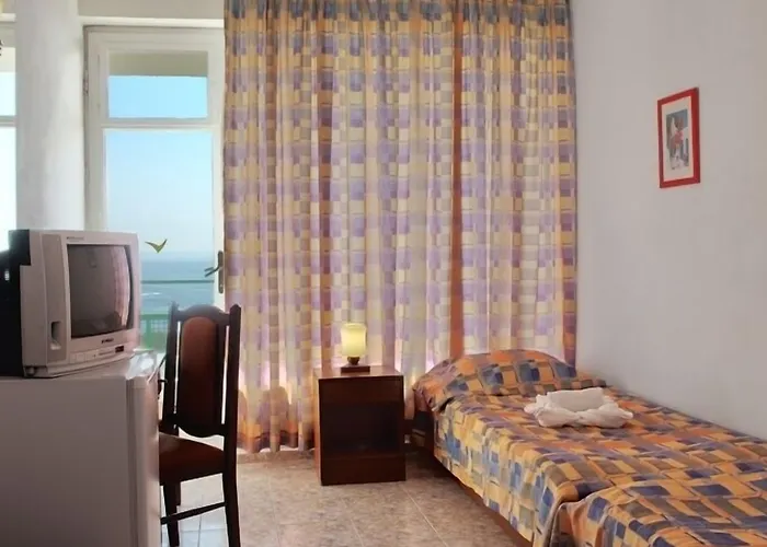 Hotel Varshava