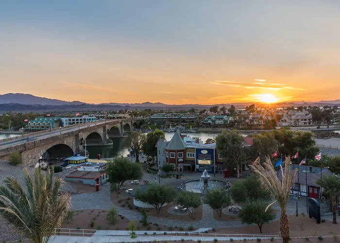 Holiday Inn Express & Suites Lake Havasu - London Bridge By Ihg