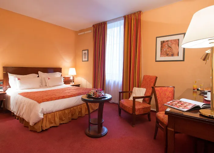 Hotel De La Matelote