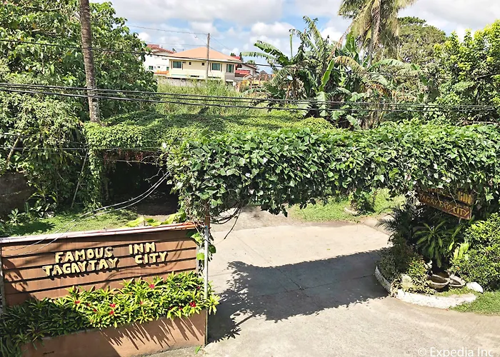 Famous Inn Tagaytay City