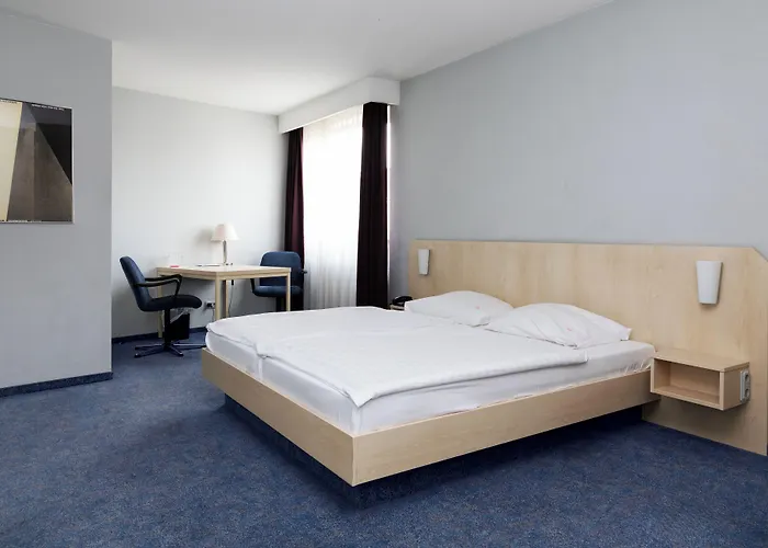 Hotel Meran Hallenbad & Sauna