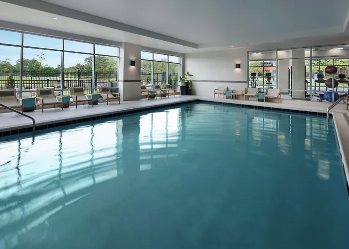 Homewood Suites By Hilton Teaneck Glenpointe
