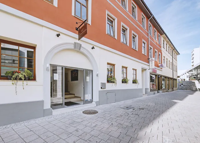 Boutique-Hotel Kronenstuben - Unschlagbare Zentrumsnaehe Direkt Am Marstall & Marktplatz - Schloss In 3 Min - Fruehstueck - Langzeitmiete