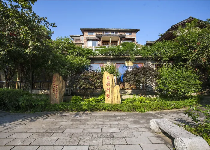 Riverside Retreat Hotel