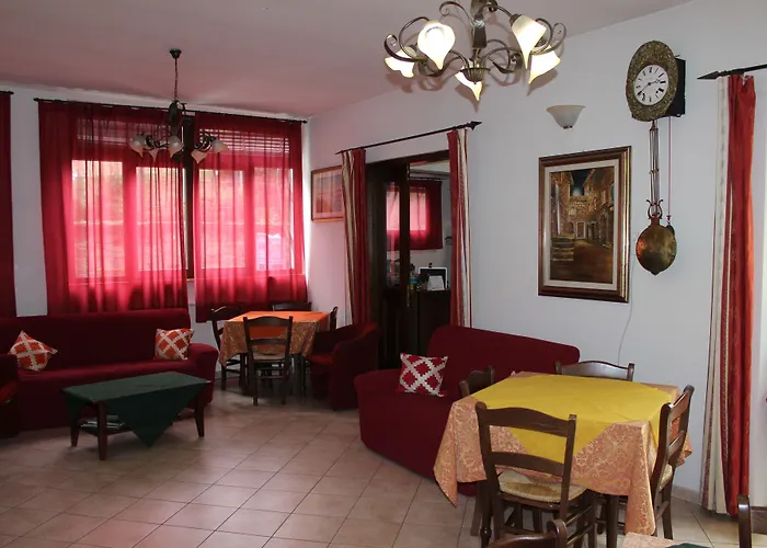Albergo Ristorante Pizzeria La Bocca Di Bacco
