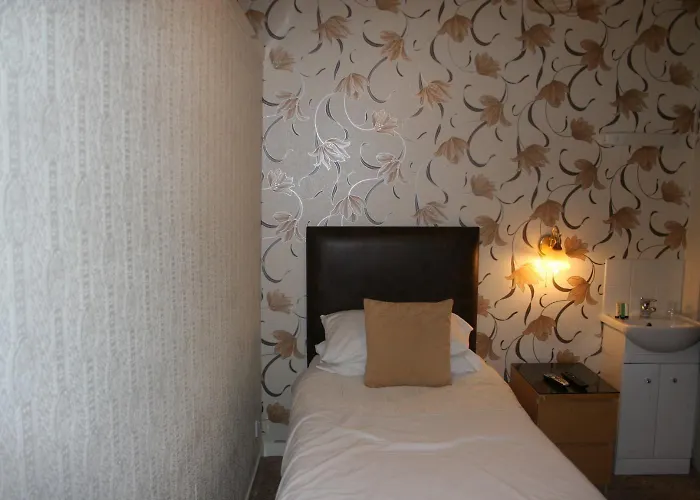 Royal Hotel