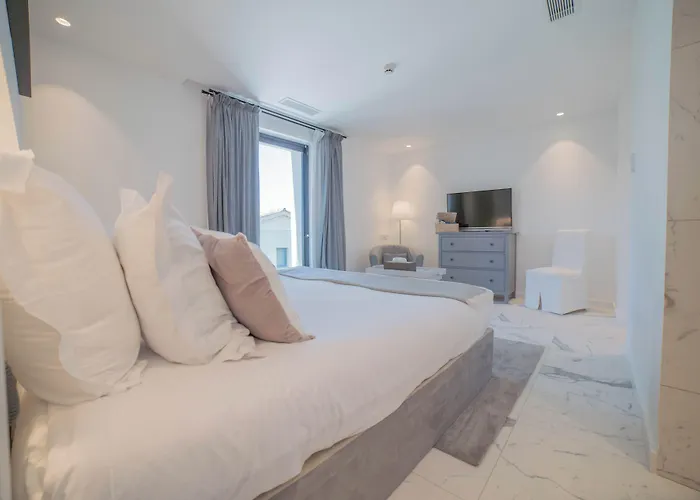 Hotel Le Mandala