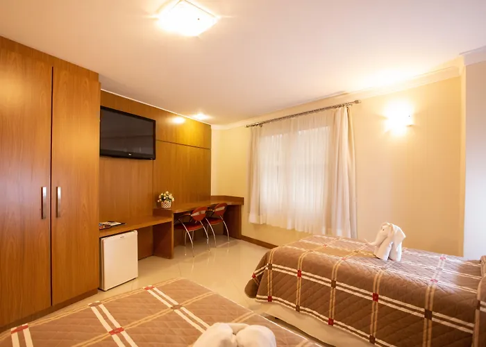 Barbur Center Hotel