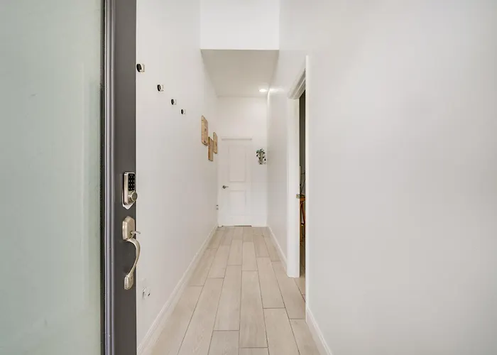 3 Mi To Lakefront Beach: St Cloud Apt
