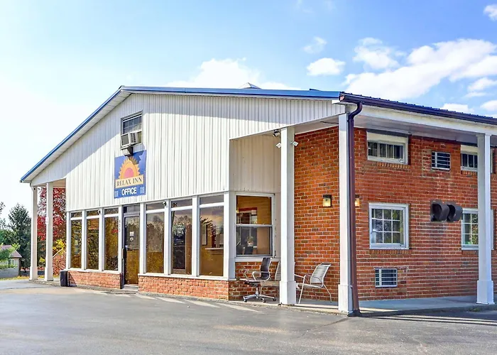 Hotel O Relax Inn Lewisburg Near I-64