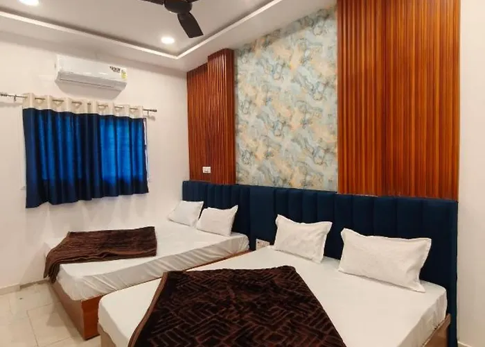 Hotel Ellora