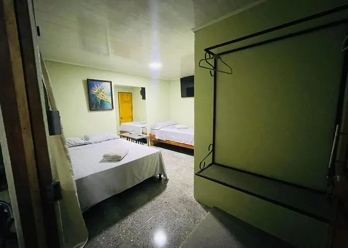 Cabinas Marielos