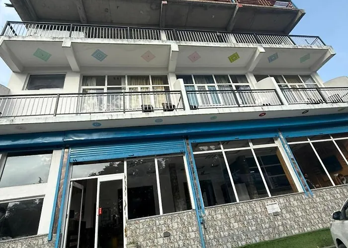 Ruk Bae Cafe Restro & Hotel