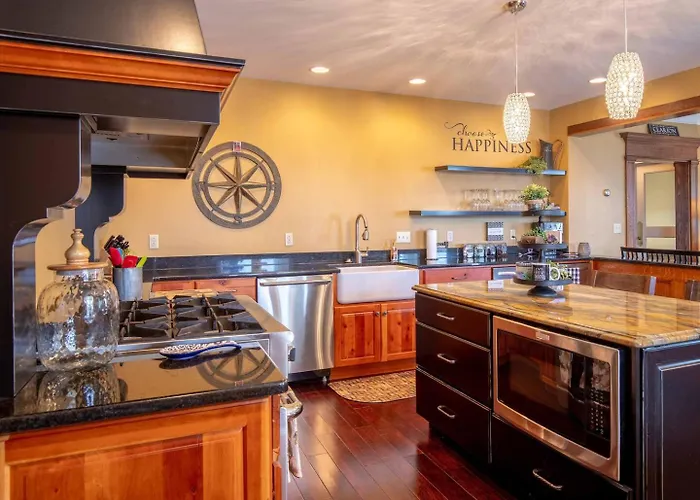 15 Off Summer Special Mansion Pet-Friendly