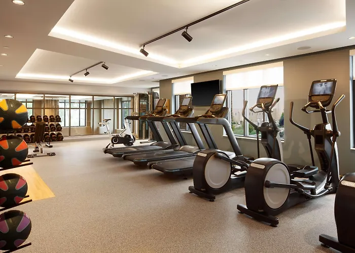 Embassy Suites By Hilton South Bend