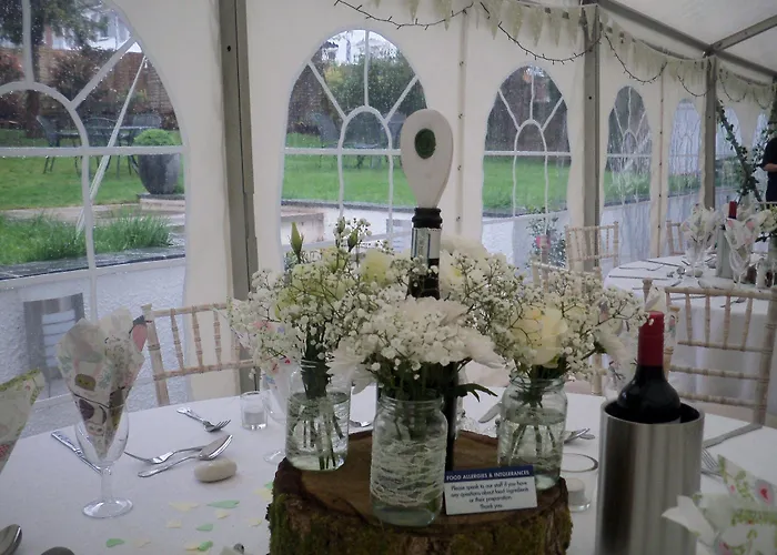 The Woodlands Hotel
