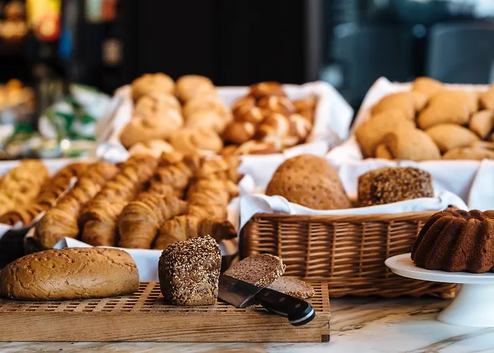 Motel One Paris-Porte Doree