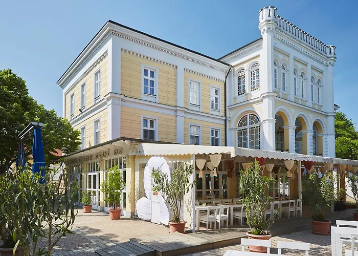 Hotel Astoria