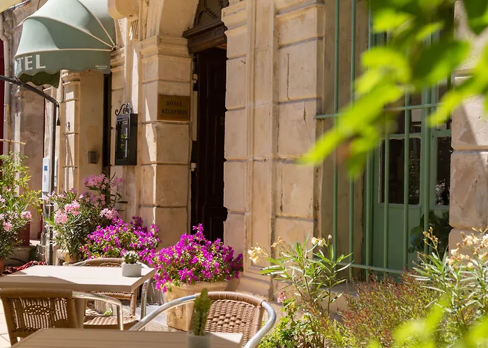Hotel Le Relais De Poste Arles Centre Historique