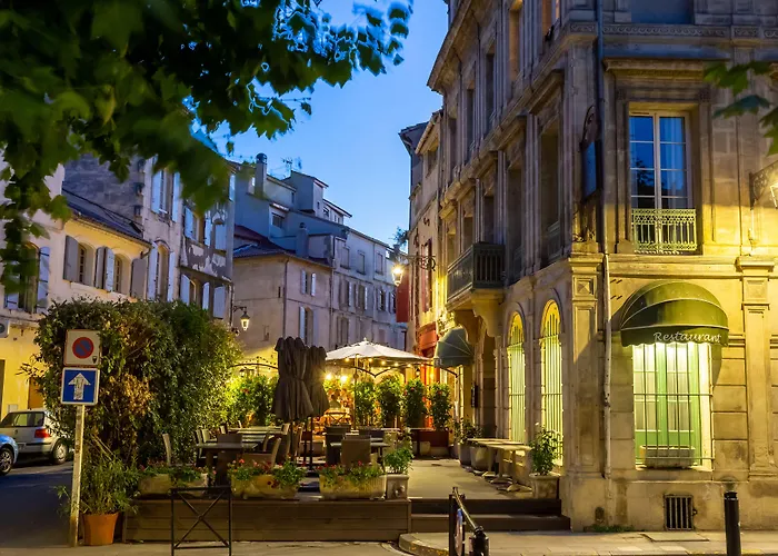 Hôtel Le Relais de Poste Arles Centre Historique
