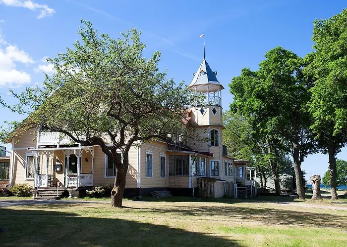 Warfsholm