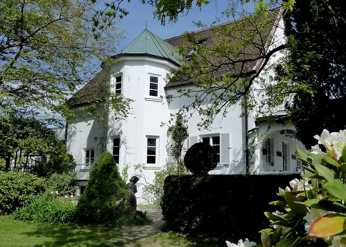 Am Eichholz Galerie & Art-Hotel