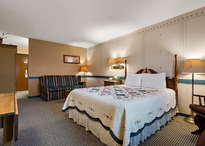 Country Living Inn