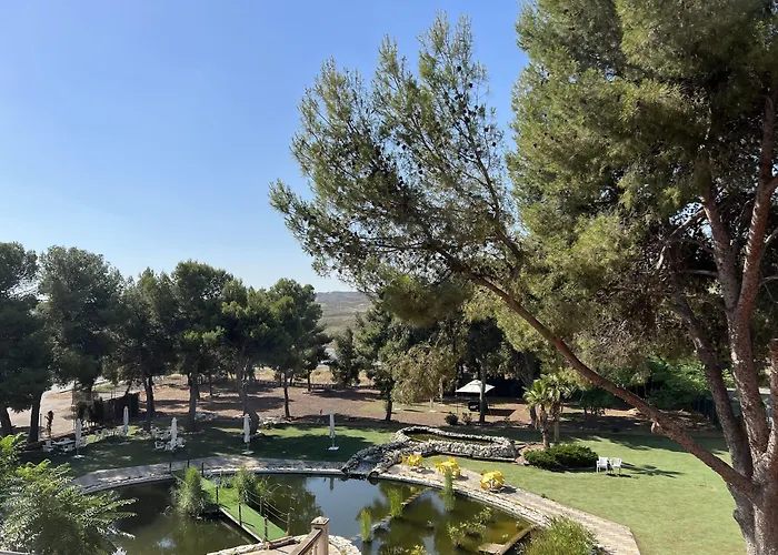 Hotel El Cisne - Parking Exterior Gratuito