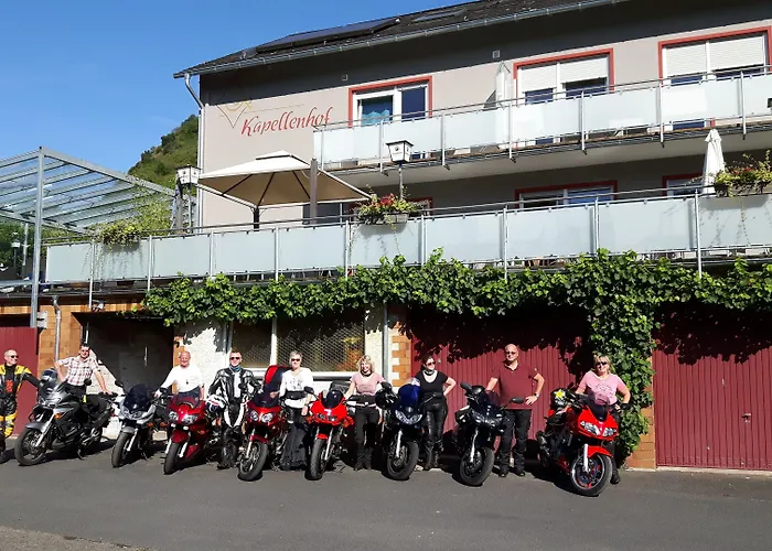 Hotel-Restaurant-Weingut Kapellenhof