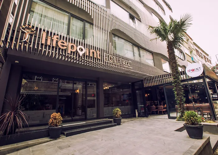 Life Point Hotel