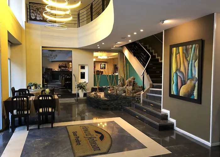 Howard Johnson By Wyndham San Pedro
