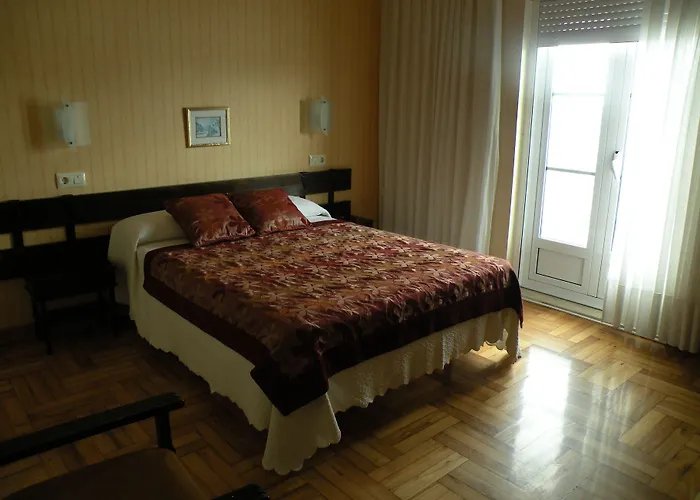 Hotel Rompeolas