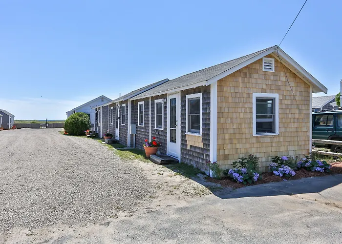 Truro Beach Cottages
