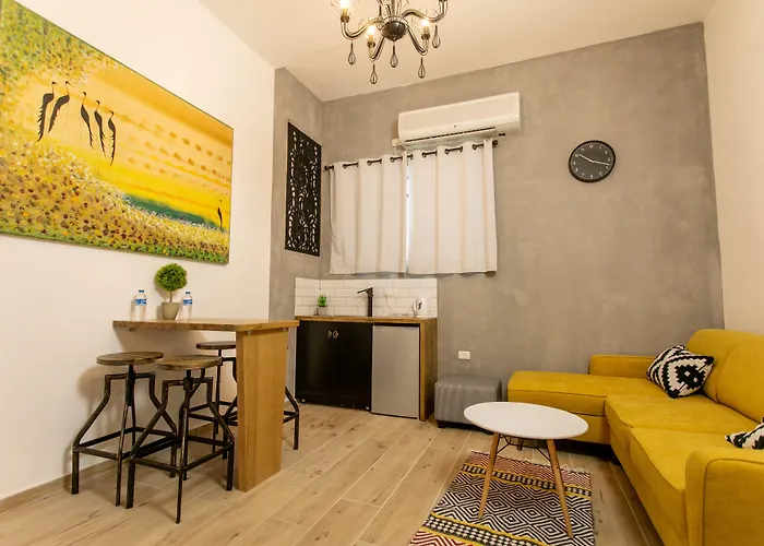 Eshel Mansion - Boutique Suites