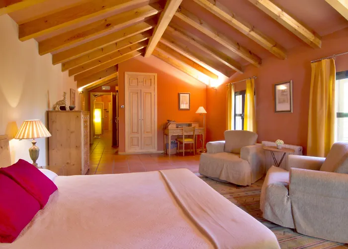 Hotel Sara De Ur