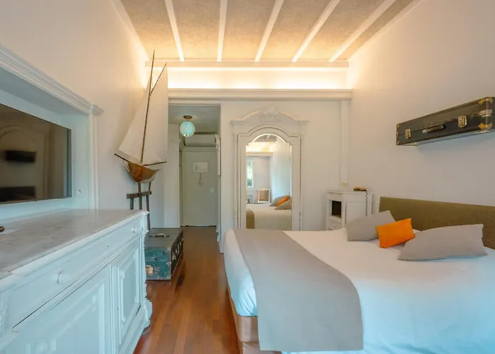 Relais Du Bois Saint Georges - Hotel De Charme