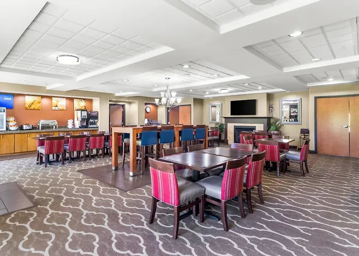 Comfort Suites