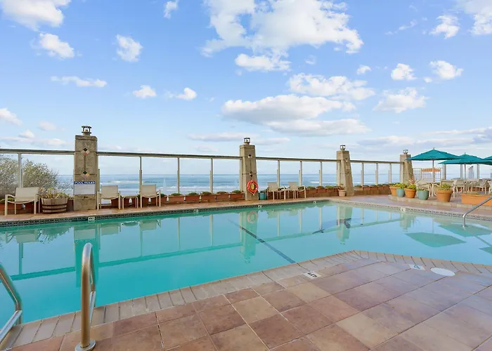 Inn At Spanish Head Resort Hotel