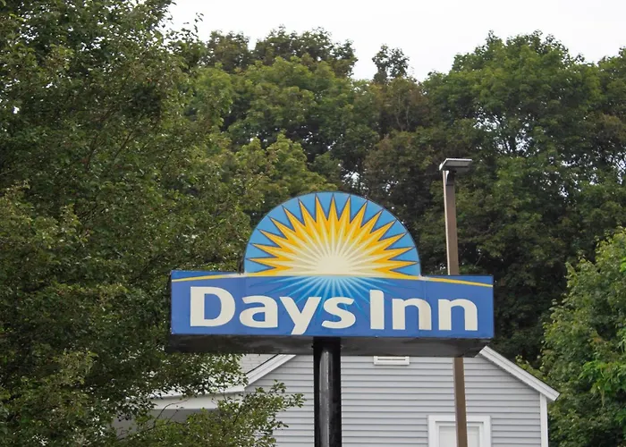 Days Inn By Wyndham Torrington