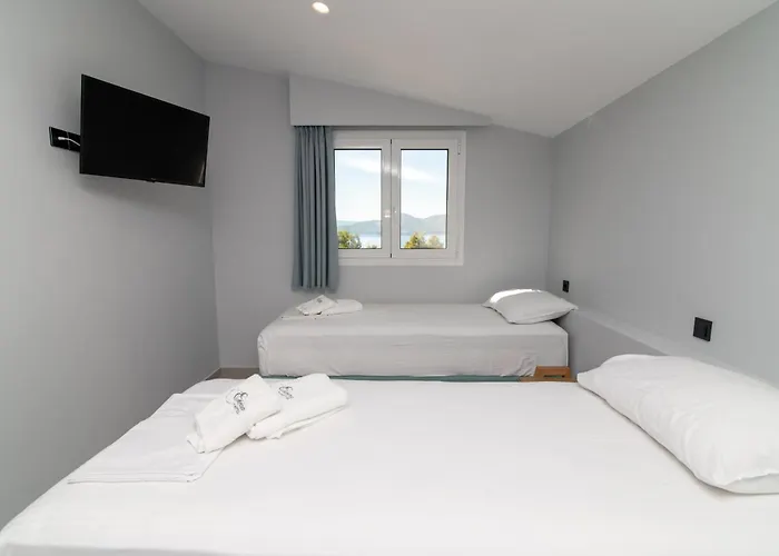 Elektra Hotel