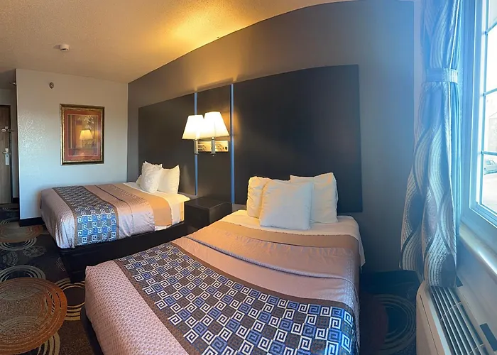 Coratel Inn And Suites By Jasper Stillwater