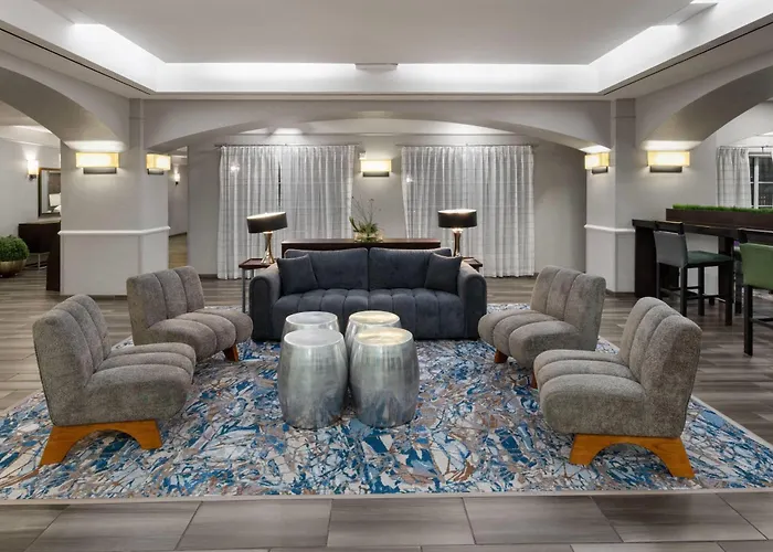 La Quinta By Wyndham San Antonio Airport